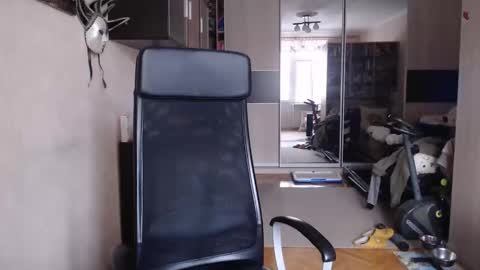 Snapshot of den_lover1 chatting on December 12, 2024, 10:56 am Den online show from December 12, 2024, 10:56 am