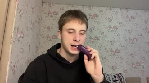 denflexqw online show from March 22, 2026, 5:05 pm