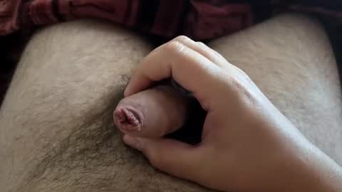 LilRoach online show from October 3, 2025, 12:35 pm