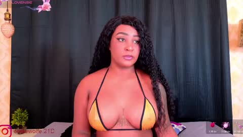 Snapshot of denise_wolfe chatting on October 6, 2025, 11:51 am Denisse online show from October 6, 2025, 11:51 am