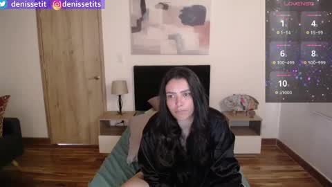    online show from February 7, 2025, 8:20 pm