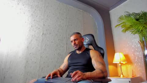 dennis_cox_ online show from February 1, 2025, 6:08 pm