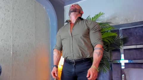 dennis_cox_ online show from March 6, 2025, 11:36 am