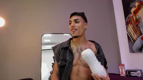 Dennis Kinsey online show from March 17, 2026, 9:18 pm