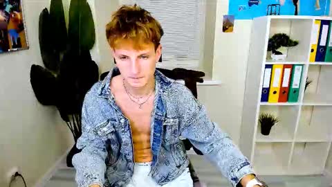 Dennis online show from December 5, 2025, 9:00 pm