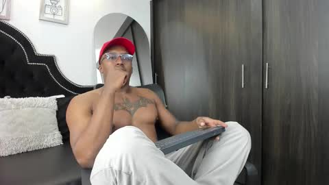 denzelrios online show from October 21, 2025, 9:48 pm