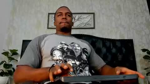 Snapshot of denzelrios chatting on June 12, 2026, 3:49 am denzelrios online show from June 12, 2026, 3:49 am