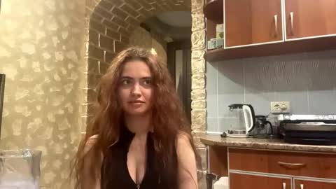 Snapshot of deonnamitcheltree chatting on May 20, 2026, 7:42 pm Eva online show from May 20, 2026, 7:42 pm