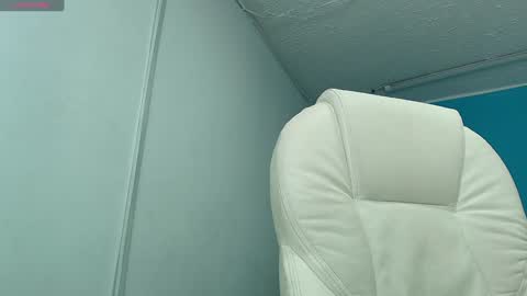 Dephne online show from December 18, 2024, 3:55 pm