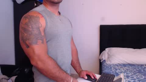 Derek online show from October 16, 2025, 2:51 pm