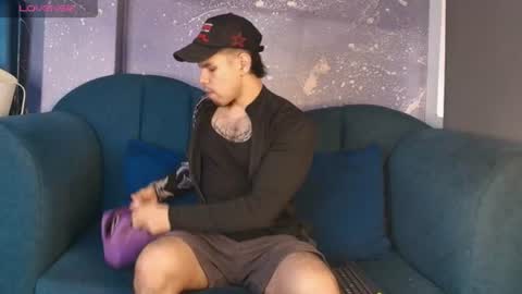 Snapshot of derek_voss chatting on July 1, 2026, 1:02 pm derek_voss online show from July 1, 2026, 1:02 pm