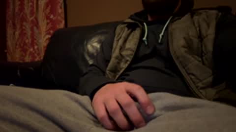 derekmaxxx online show from February 18, 2026, 3:24 am