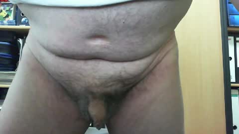 Snapshot of derkleineliebling chatting on July 19, 2026, 2:43 pm derkleineliebling online show from July 19, 2026, 2:43 pm