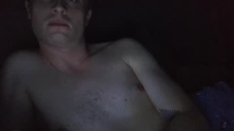 Snapshot of derokkes chatting on May 3, 2026, 12:49 am derokkes online show from May 3, 2026, 12:49 am