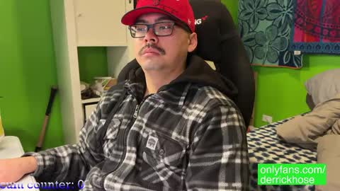 Snapshot of derrick_hose chatting on January 10, 2025, 4:09 pm Derrick Hose online show from January 10, 2025, 4:09 pm