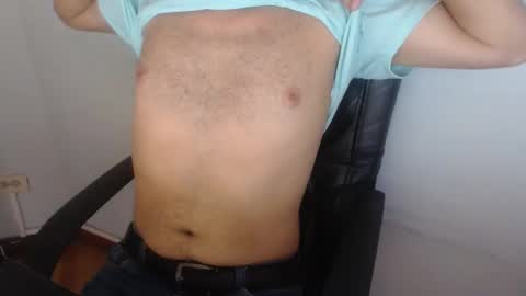 Snapshot of derrik_ chatting on February 17, 2026, 3:51 pm online show from February 17, 2026, 3:51 pm