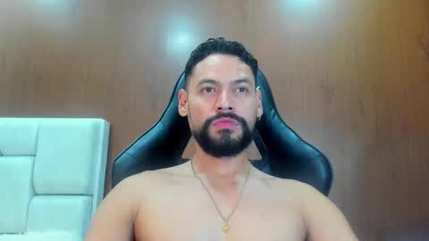 Snapshot of derrybigger_cm chatting on September 23, 2025, 7:17 pm DerryBigger CM online show from September 23, 2025, 7:17 pm