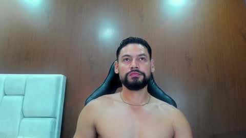 Snapshot of derrybigger_cm chatting on October 2, 2025, 2:02 pm DerryBigger CM online show from October 2, 2025, 2:02 pm