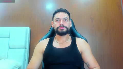 Snapshot of derrybigger_cm chatting on November 10, 2025, 2:27 pm DerryBigger CM online show from November 10, 2025, 2:27 pm