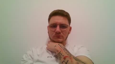 Snapshot of dervechi chatting on December 14, 2025, 11:42 pm dervechi online show from December 14, 2025, 11:42 pm