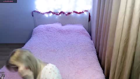 Ari online show from December 22, 2024, 10:36 pm