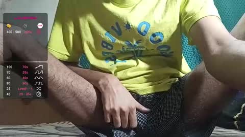 Snapshot of desi_boy799417 chatting on February 9, 2025, 6:33 am desi_boy799417 online show from February 9, 2025, 6:33 am