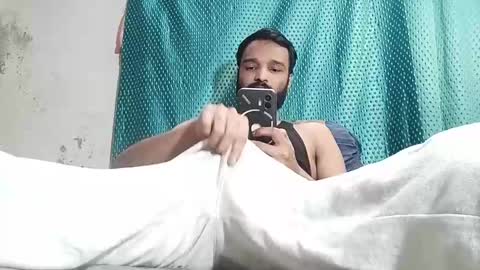 Snapshot of desi_boy799417 chatting on March 2, 2025, 11:07 am desi_boy799417 online show from March 2, 2025, 11:07 am