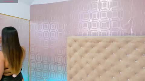 Sara Desire online show from November 22, 2025, 12:15 pm