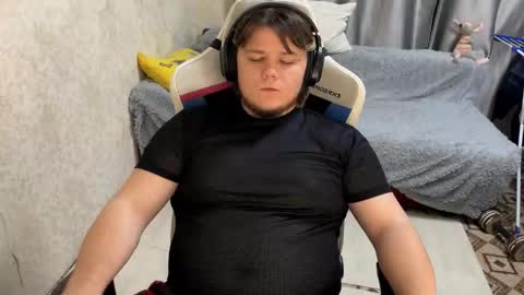 desiredude9 online show from October 4, 2025, 4:38 pm