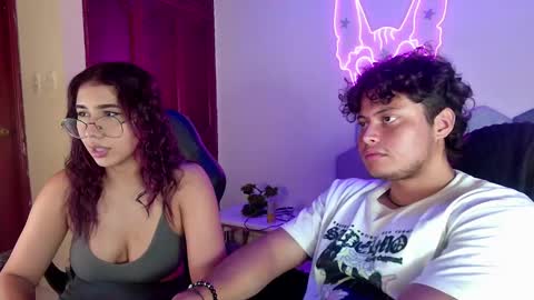 TORI AND MR. BEAR online show from March 3, 2025, 6:33 pm