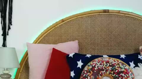 HellenMoon online show from January 5, 2025, 11:33 pm