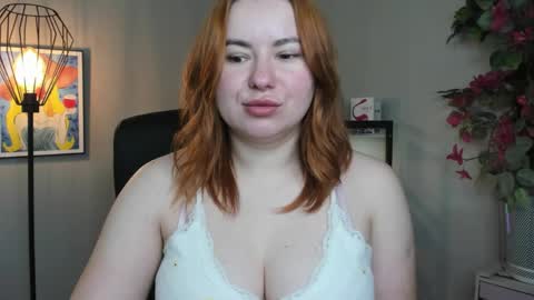 LAYLA online show from April 8, 2026, 6:24 am