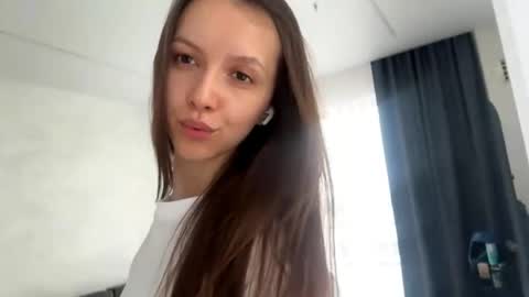 Ksenia online show from April 10, 2026, 2:39 am