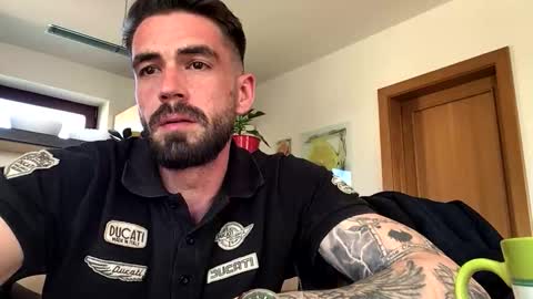 desirtexz online show from April 26, 2026, 10:57 am