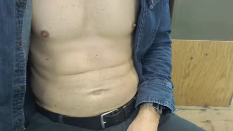 desperado3000 online show from December 2, 2025, 12:43 pm