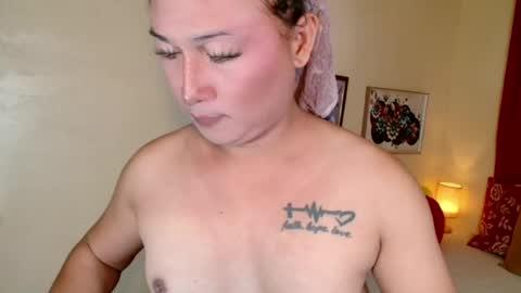 destenierose online show from July 5, 2026, 11:23 pm