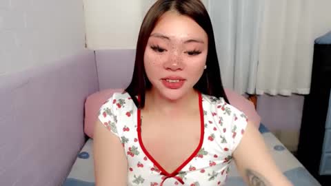 Snapshot of destinyroxie chatting on January 26, 2025, 12:22 pm ROXIE  online show from January 26, 2025, 12:22 pm