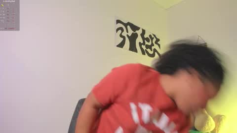 Snapshot of desty_y chatting on February 9, 2026, 5:22 am desty_y online show from February 9, 2026, 5:22 am