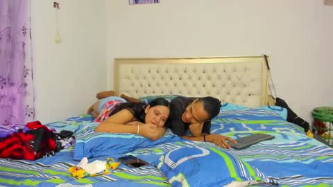 Snapshot of deus_steim chatting on February 17, 2025, 11:42 pm deus_steim online show from February 17, 2025, 11:42 pm