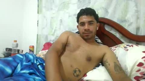 Snapshot of deusfranco93 chatting on November 11, 2025, 5:07 am deusfranco93 online show from November 11, 2025, 5:07 am