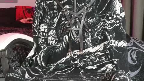 devil_s_bride online show from April 7, 2026, 6:41 pm