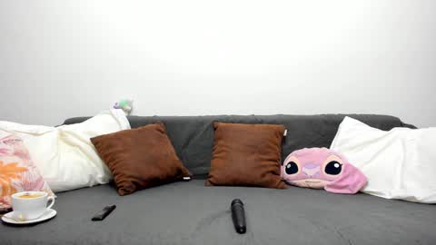 Snapshot of devinesex chatting on October 9, 2025, 6:11 am Misha online show from October 9, 2025, 6:11 am