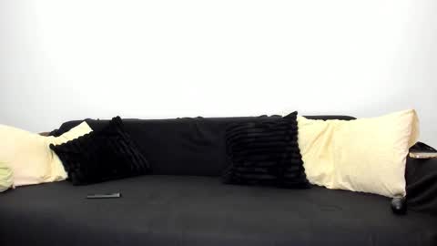 Snapshot of devinesex chatting on March 26, 2026, 6:52 am Misha online show from March 26, 2026, 6:52 am