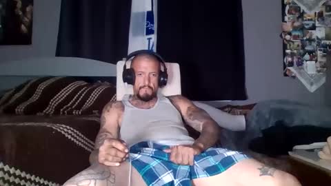 Snapshot of deviousdik4u2liq chatting on September 27, 2025, 9:25 am deviousdik4u2liq online show from September 27, 2025, 9:25 am