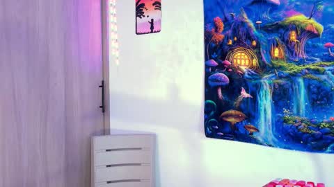 Sara 3 online show from November 25, 2025, 10:10 pm