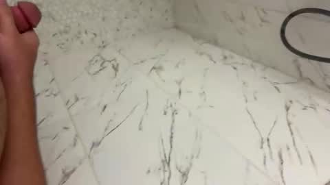 devvylover online show from March 6, 2026, 7:32 pm