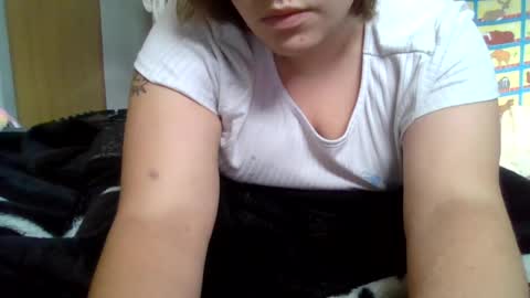 devykitten online show from June 24, 2026, 10:42 pm