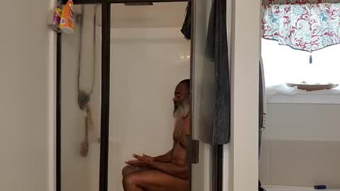 Dextercollins online show from January 8, 2026, 4:53 pm