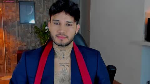 Snapshot of deymon_scott chatting on February 1, 2026, 9:02 pm JULIAN online show from February 1, 2026, 9:02 pm