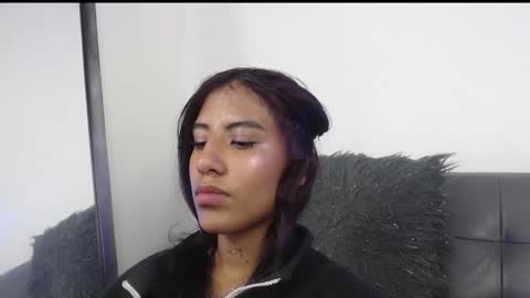 Deysha online show from October 16, 2025, 4:30 pm